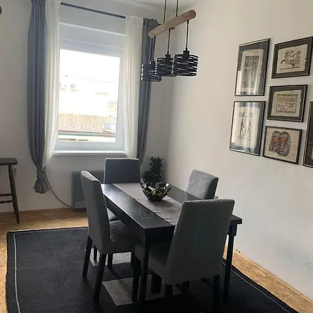 Apartment Austrogarski Tamariz *